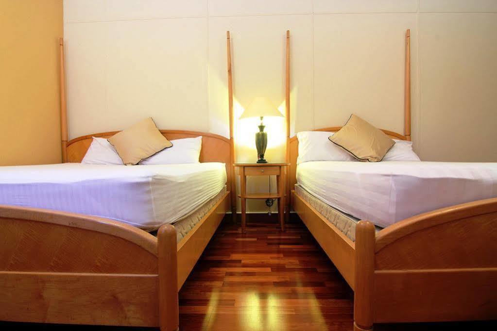 Red Inn Heritage Guest House George Town Exterior foto